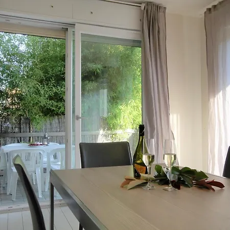 Apart-hotel Felice 4*