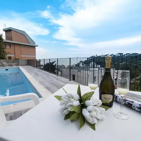 アパートホテル Felice 4*