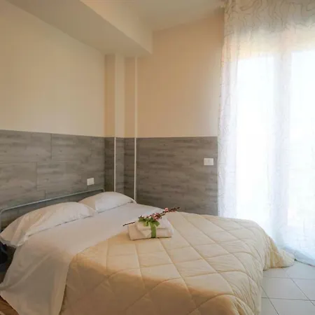 Felice チェッレ・リーグレ