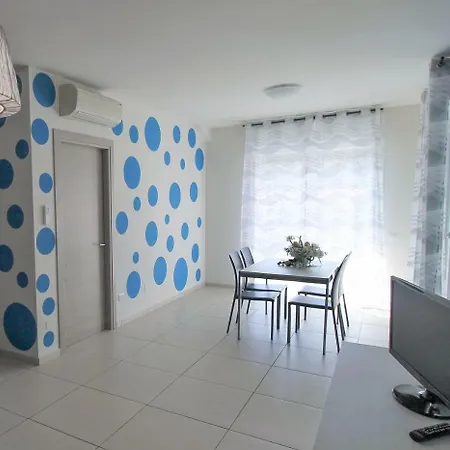 Felice شقة فندقية 4*