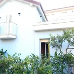 Felice Lägenhetshotell Celle Ligure