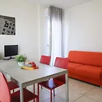 Lägenhetshotell Felice 4*