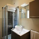 Lägenhetshotell Felice 4*