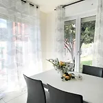 Lägenhetshotell Felice 4*