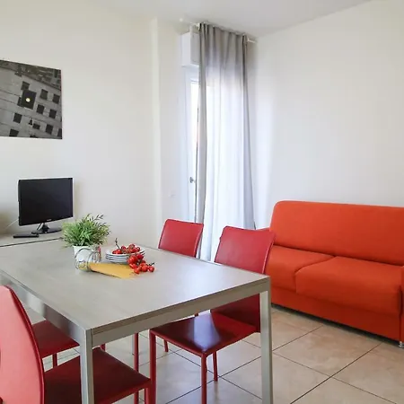 Ξενοδοχείο με διαμερίσματα Felice 4*