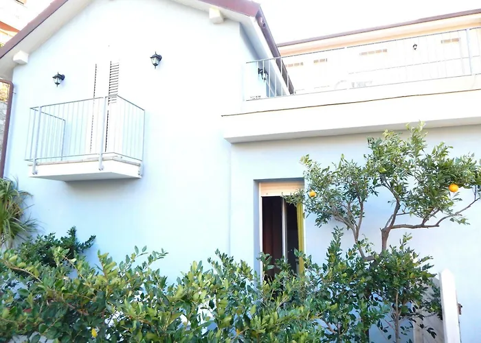 Felice Aparthotel Celle Ligure