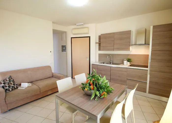 Aparthotel Felice 4*